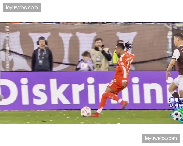 球迷对保守踢法不满，高位压迫战术更受青睐